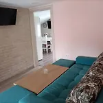 делоре סרניצה
