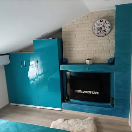 делоре شقة سارنيتسا