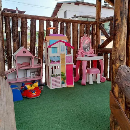 за гости делоре * Сърница