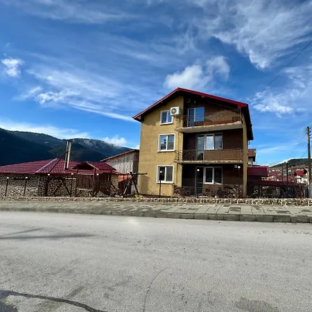 Appartamento делоре *