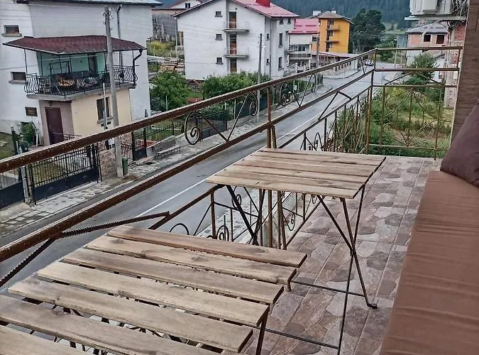 делоре Apartman *